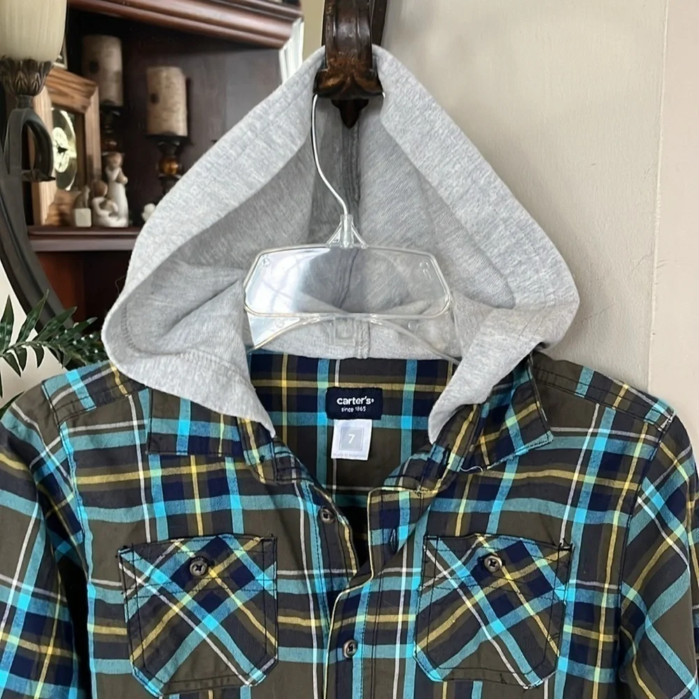 Brand New Carter’s Plaid Button Down Shirt Hooded Casual Cotton